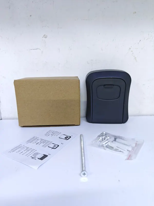 Metallic keylock box