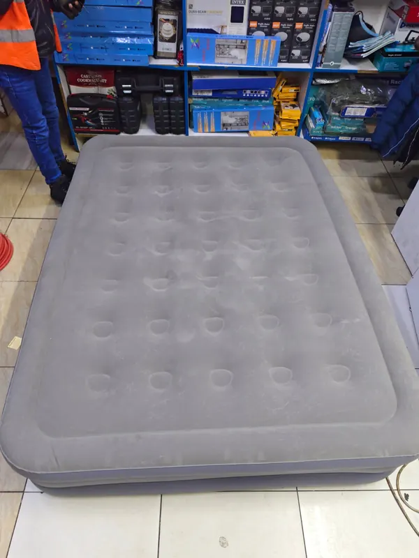 5 by 6 queen size inflatable mattress