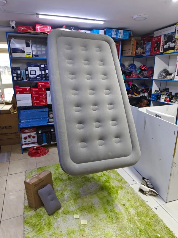 3 by 6 queen size inflatable mattress